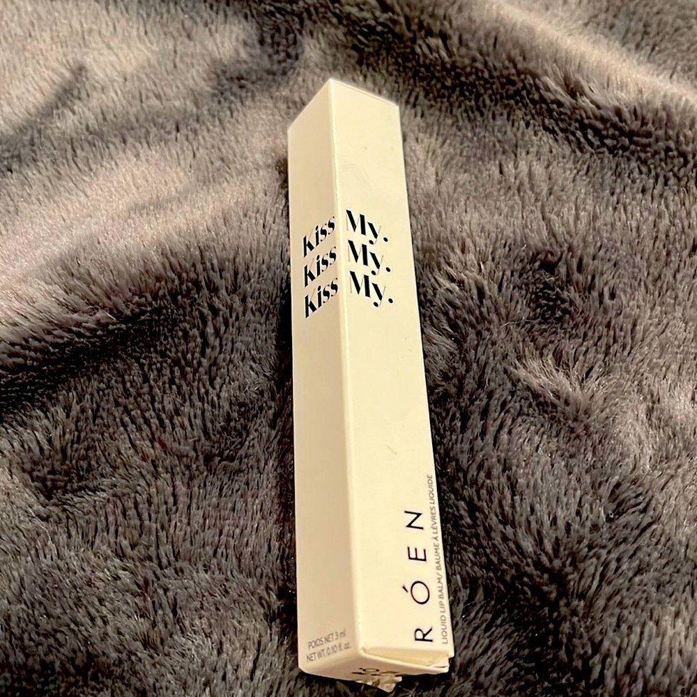 NIB ROEN KISS MY. LIQUID LIP BALM in CHARLIE (dusty rose)